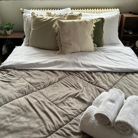 City Center Apartment Сере Экстерьер фото
