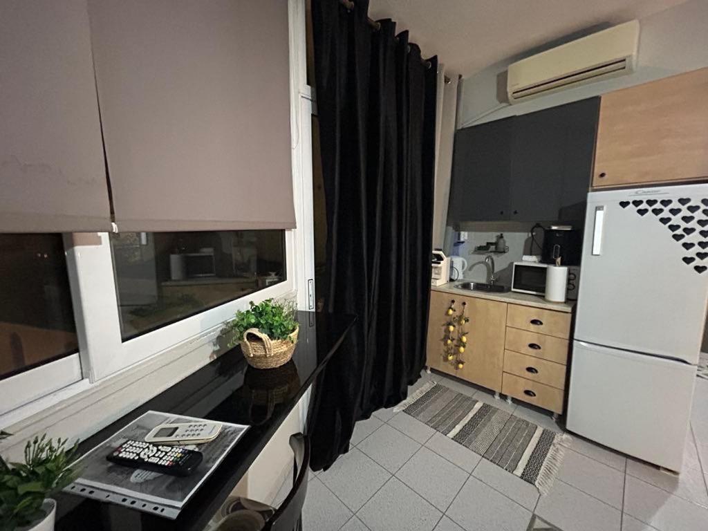 City Center Apartment Сере Экстерьер фото